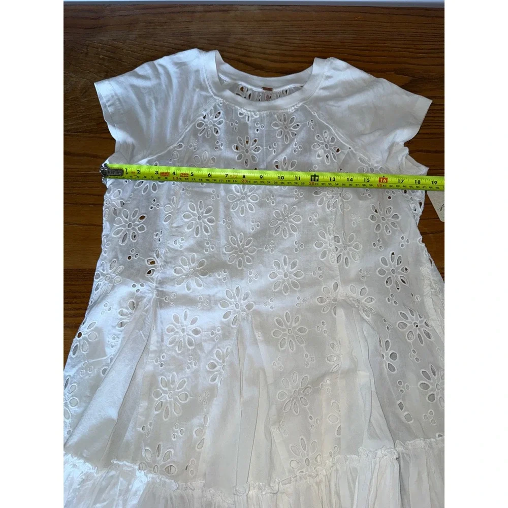 Free People Sadler White Eyelet Mini Dress Short Sleeve Ruffle Hem‎ XS New